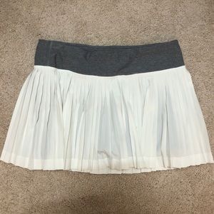 Lululemon White/Gray Pleated Tennis Skort